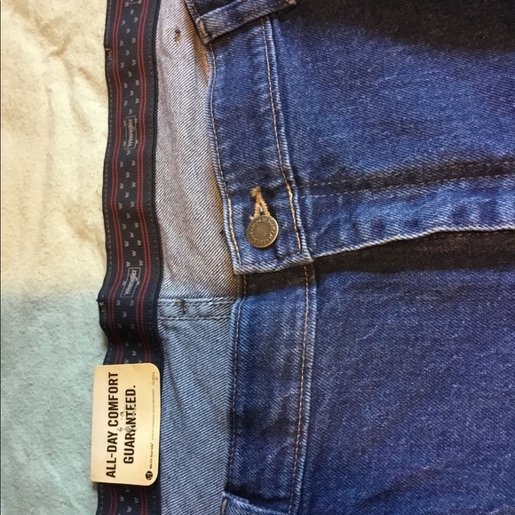 Men’s wrangler jeans - Picture 3 of 4